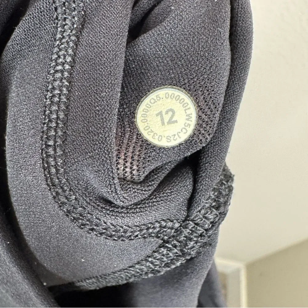 Lululemon Leggings Black Reveal 7/8 Tights Velocity Breathable Mesh Women’s 12